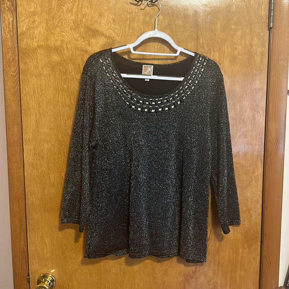 Black shinny top
